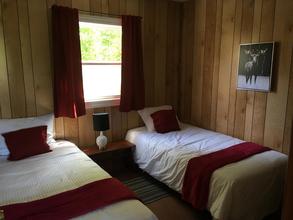 Wingspread Cottages Stanley Bridge Bagian luar foto
