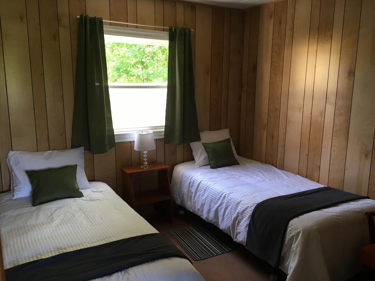 Wingspread Cottages Stanley Bridge Bagian luar foto